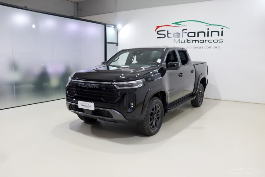 Foto do veículo RAM DAKOTA 2.2 TURBO DIESEL LARAMIE 4X4 AUTOMÁTICO 2026/2026 3.023 KM R$ 265.990,00