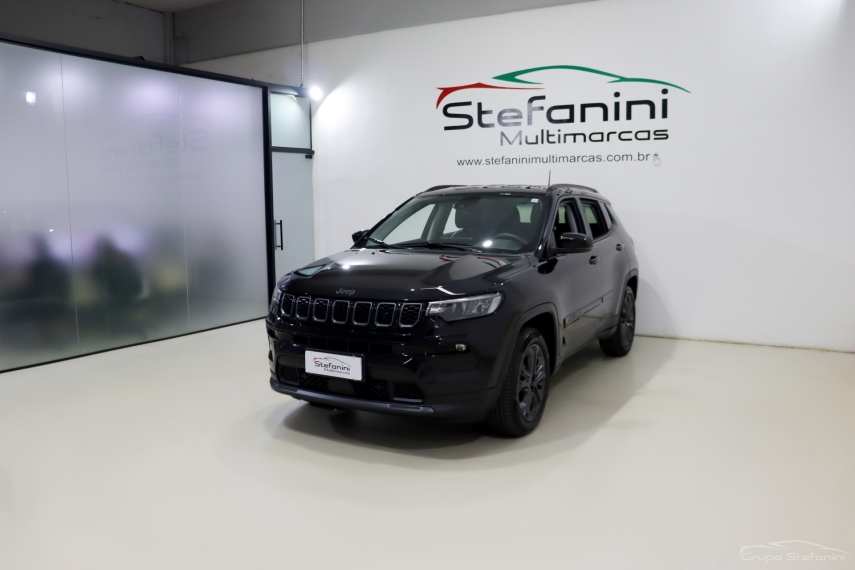 Foto do veículo JEEP COMPASS 1.3 T270 TURBO FLEX LONGITUDE AT6 2024/2025 26.768 KM R$ 132.990,00