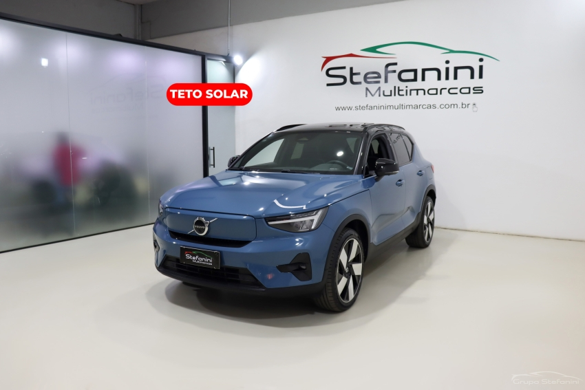 Foto do veículo VOLVO XC40 P8 RECHARGE TWIN ELECTRIC ULTIMATE AWD 2023/2023 39.713 KM R$ 182.990,00
