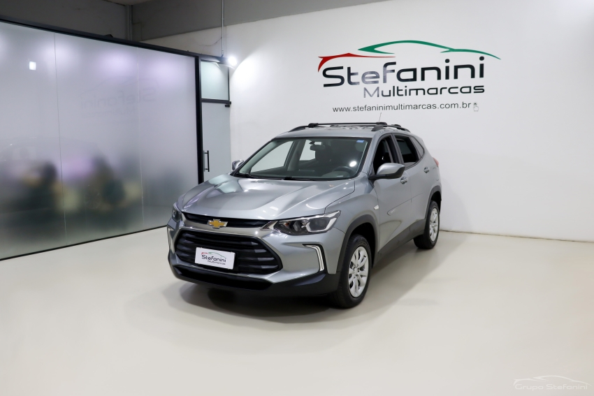 Foto do veículo CHEVROLET TRACKER 1.0 TURBO FLEX AUTOMÁTICO 2023/2024 48.283 KM R$ 94.990,00