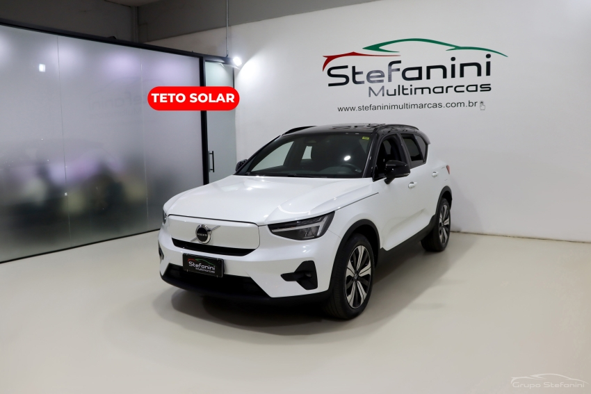 Foto do veículo VOLVO XC40 P6 RECHARGE ELECTRIC PLUS 2023/2023 43.614 KM R$ 181.990,00