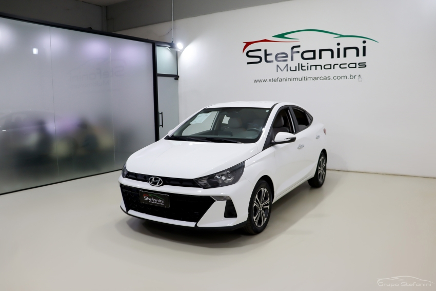 Foto do veículo HYUNDAI HB20S 1.0 TGDI FLEX PLATINUM PLUS AUTOMÁTICO 2023/2024 52.727 KM R$ 92.990,00