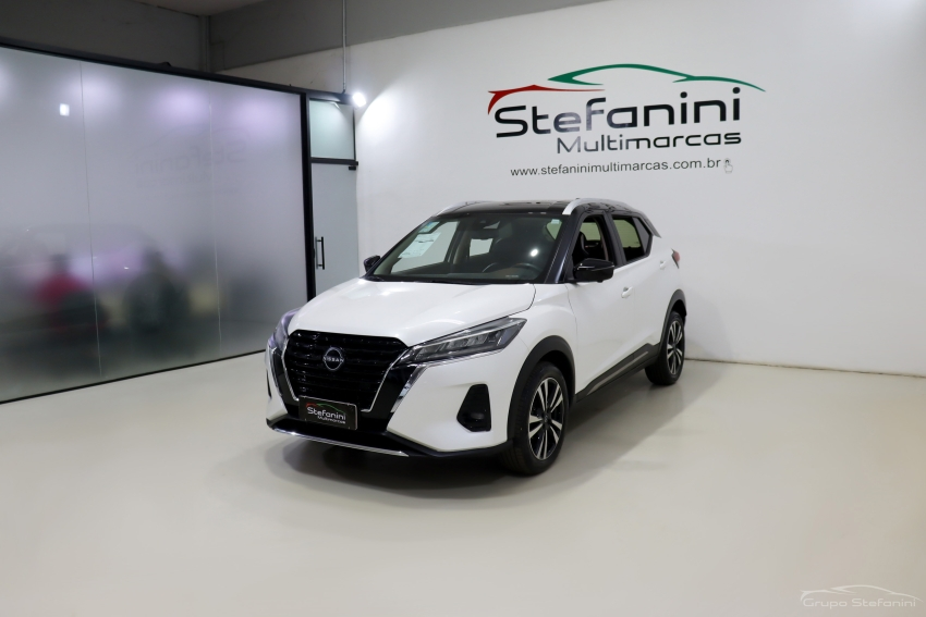 Foto do veículo NISSAN KICKS 1.6 16V FLEXSTART EXCLUSIVE XTRONIC 2023/2023 61.358 KM R$ 99.999,00