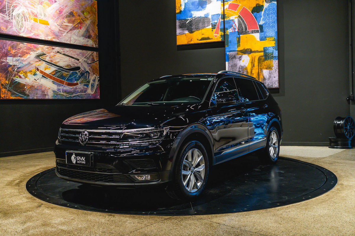Foto do veículo VOLKSWAGEN TIGUAN 1.4 250 TSI TOTAL FLEX ALLSPACE TIPTRONIC 2018/2019 75.885 KM R$ 114.900,00