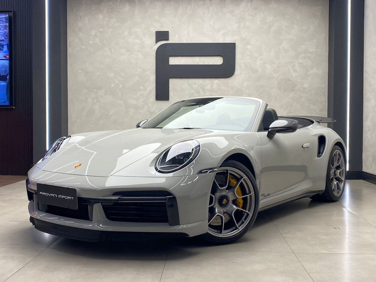 Foto do veículo PORSCHE 911 3.8 24V H6 GASOLINA TURBO CABRIOLET PDK 2022/2022 5.200 KM R$ 1.300.000,00