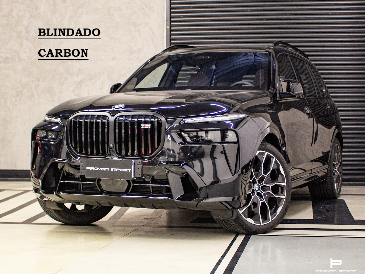 Foto do veículo BMW X7 4.4 V8 GASOLINA M60i STEPTRONIC 2024/2025 13.800 KM R$ 1.188.000,00