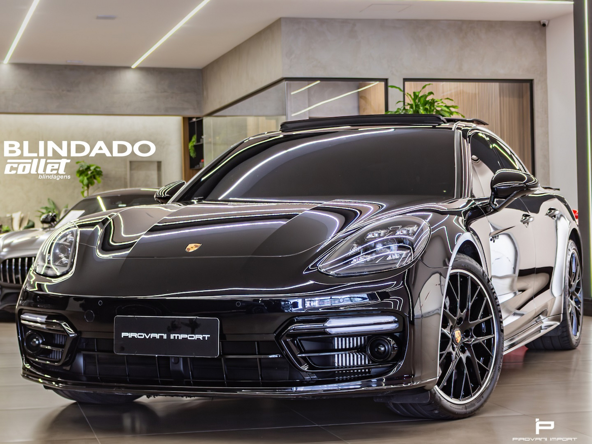 Foto do veículo PORSCHE PANAMERA 4.0 V8 E-HYBRID TURBO S PDK 2022/2022 6.100 KM R$ 999.990,00