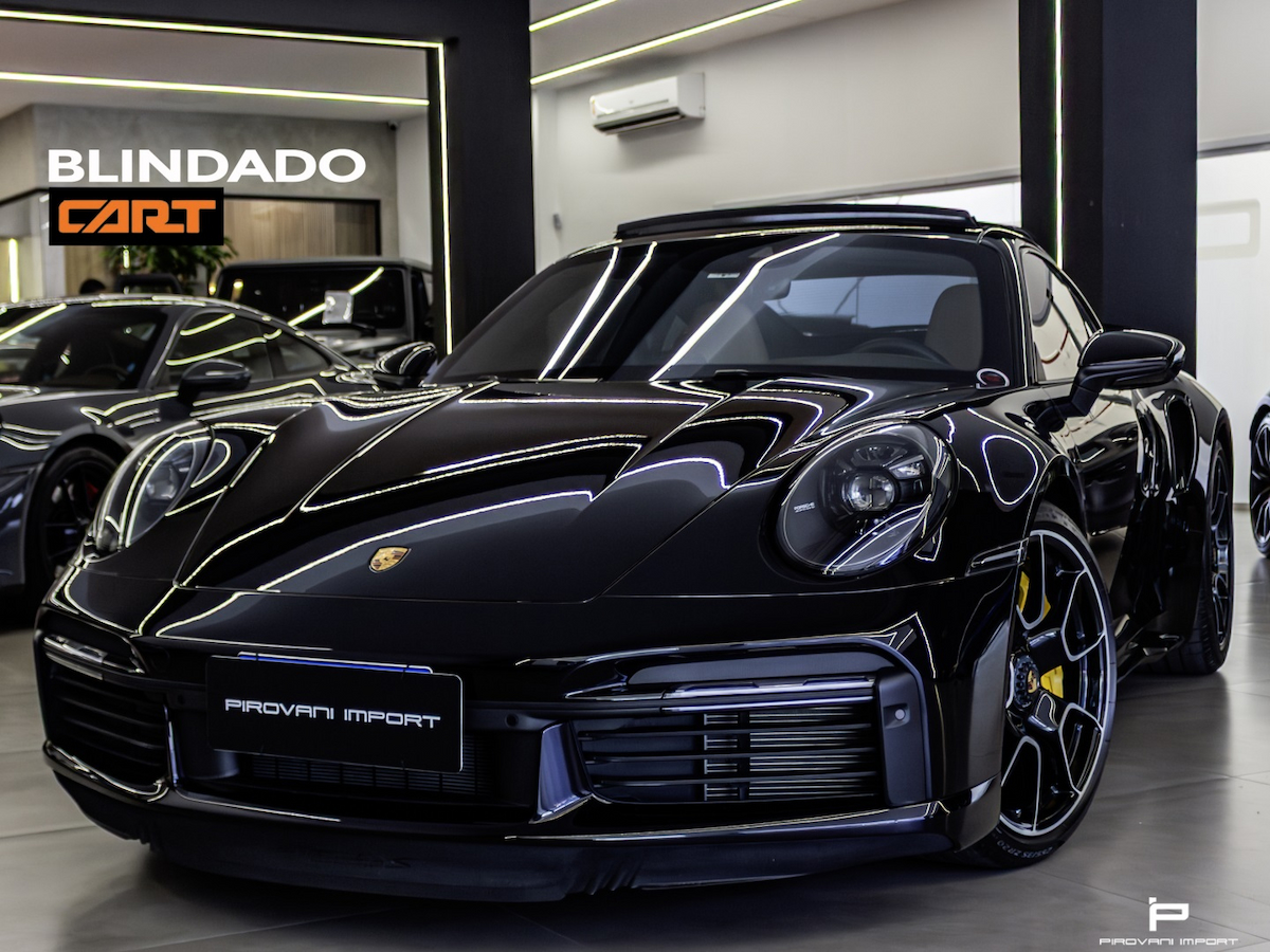 Foto do veículo PORSCHE 911 3.8 24V H6 GASOLINA TURBO S PDK 2023/2023 1.000 KM R$ 1.799.900,00
