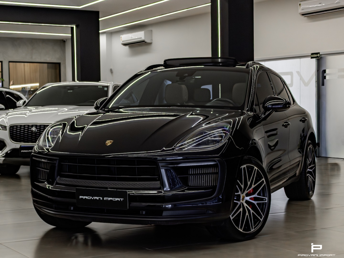 Foto do veículo PORSCHE MACAN 2.9 V6 BITURBO GASOLINA S PDK 2021/2022 37.800 KM R$ 421.000,00