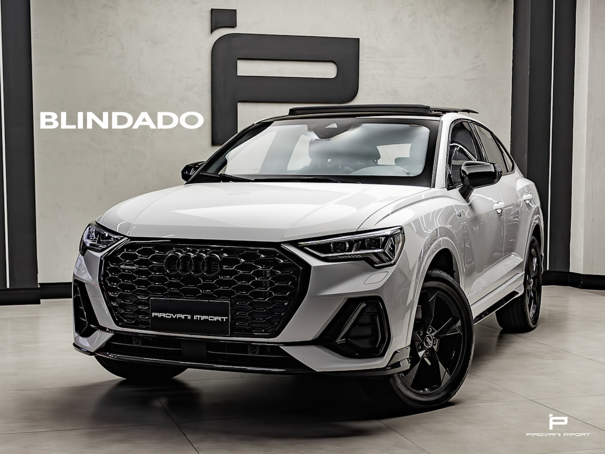 Foto do veículo AUDI Q3 2.0 40 TFSI GASOLINA SPORTBACK PERFORMANCE BLACK QUATTRO TIPTRONIC 2022/2023 40.173 KM R$ 284.900,00