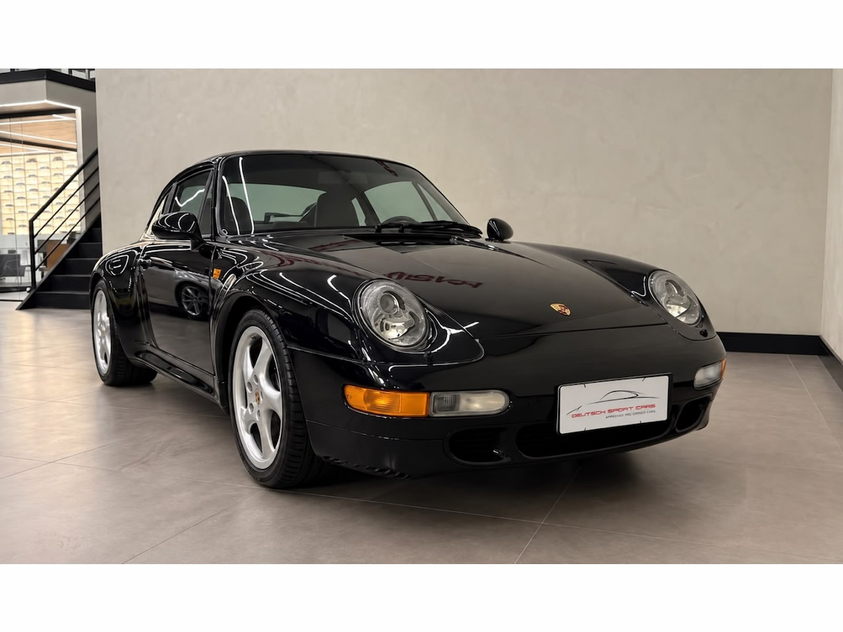 Foto do veículo PORSCHE 911 3.6 CARRERA COUPÉ 6 CILINDROS 24V GASOLINA 2P TIPTRONIC 1997/1997 9.000 KM R$ 2.590.000,00