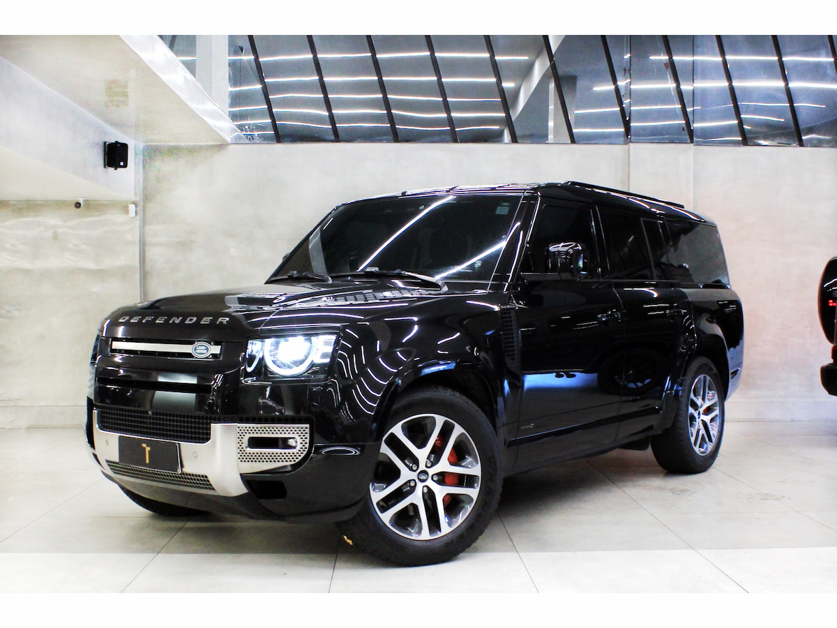Foto do veículo LAND ROVER DEFENDER 3.0 D300 TURBO DIESEL MHEV 130 X AWD AUTOMÁTICO 2022/2023 22.600 KM R$ 698.800,00