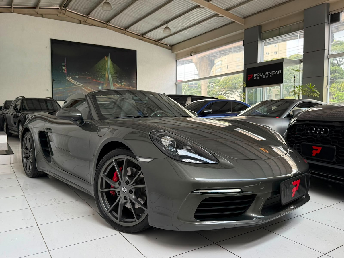 Foto do veículo PORSCHE 718 718 Boxster 2.0 2019/2020 12.112 KM R$ 480.000,00