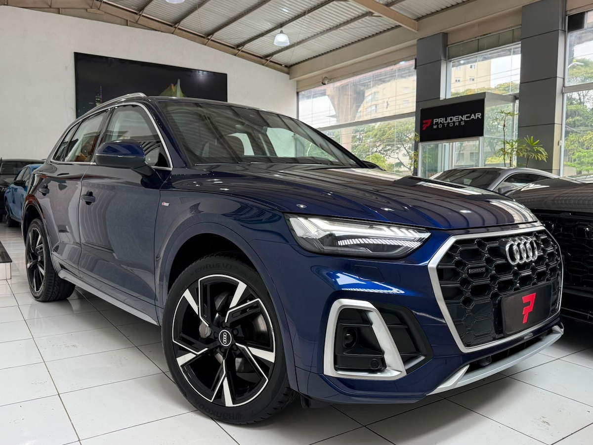 Foto do veículo AUDI Q5 Q5 S-Line Black 2.0 TFSI Quat. S-Tronic 2023/2023 33.656 KM R$ 299.000,00