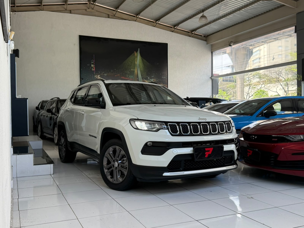 Foto do veículo JEEP COMPASS Compass Longitude T270 1.3 2023/2023 35.600 KM R$ 154.000,00