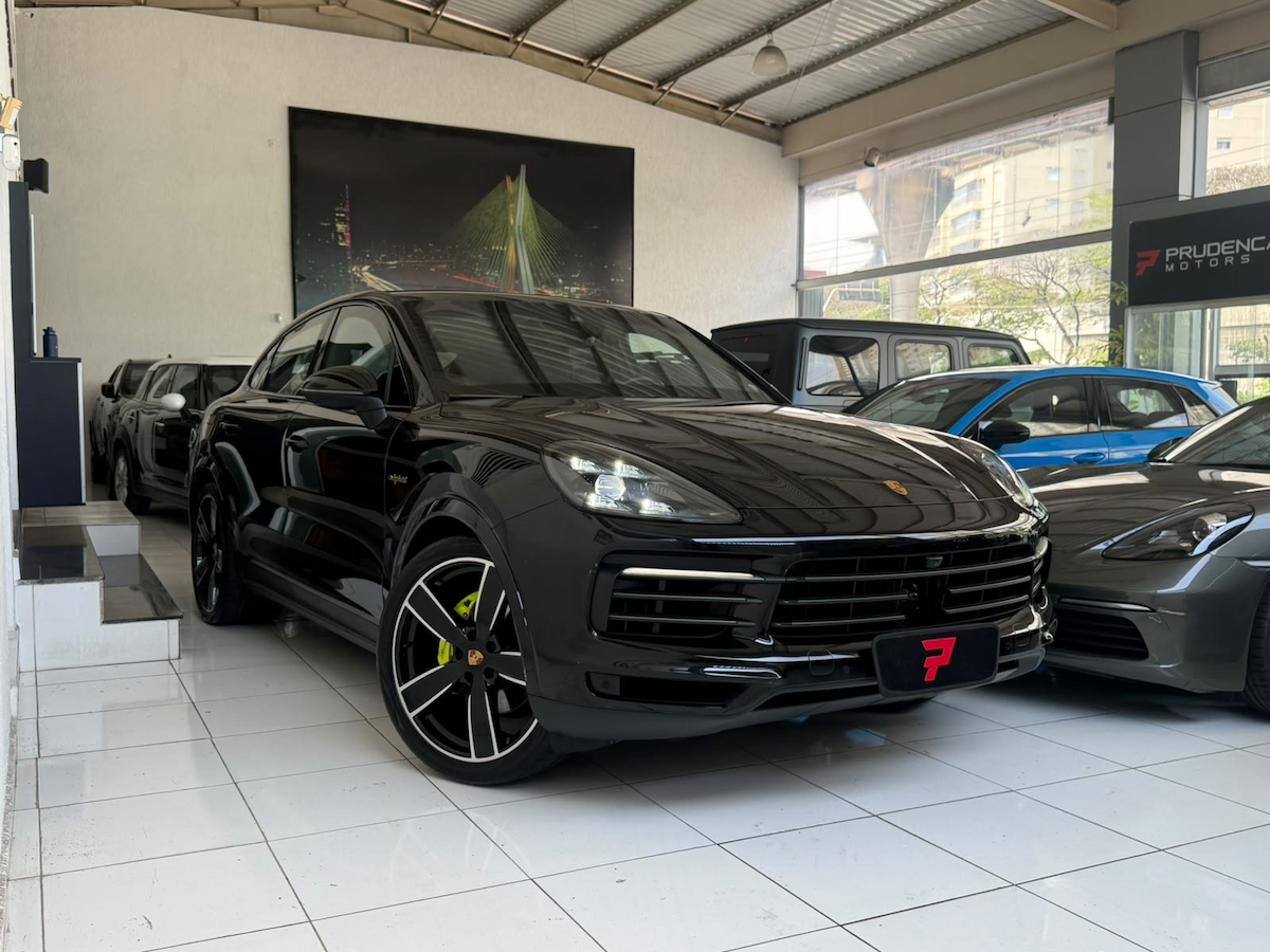 Foto do veículo PORSCHE CAYENNE Cayenne Coupe 3.0 V6 Híbrido 2022/2022 32.695 KM R$ 569.000,00