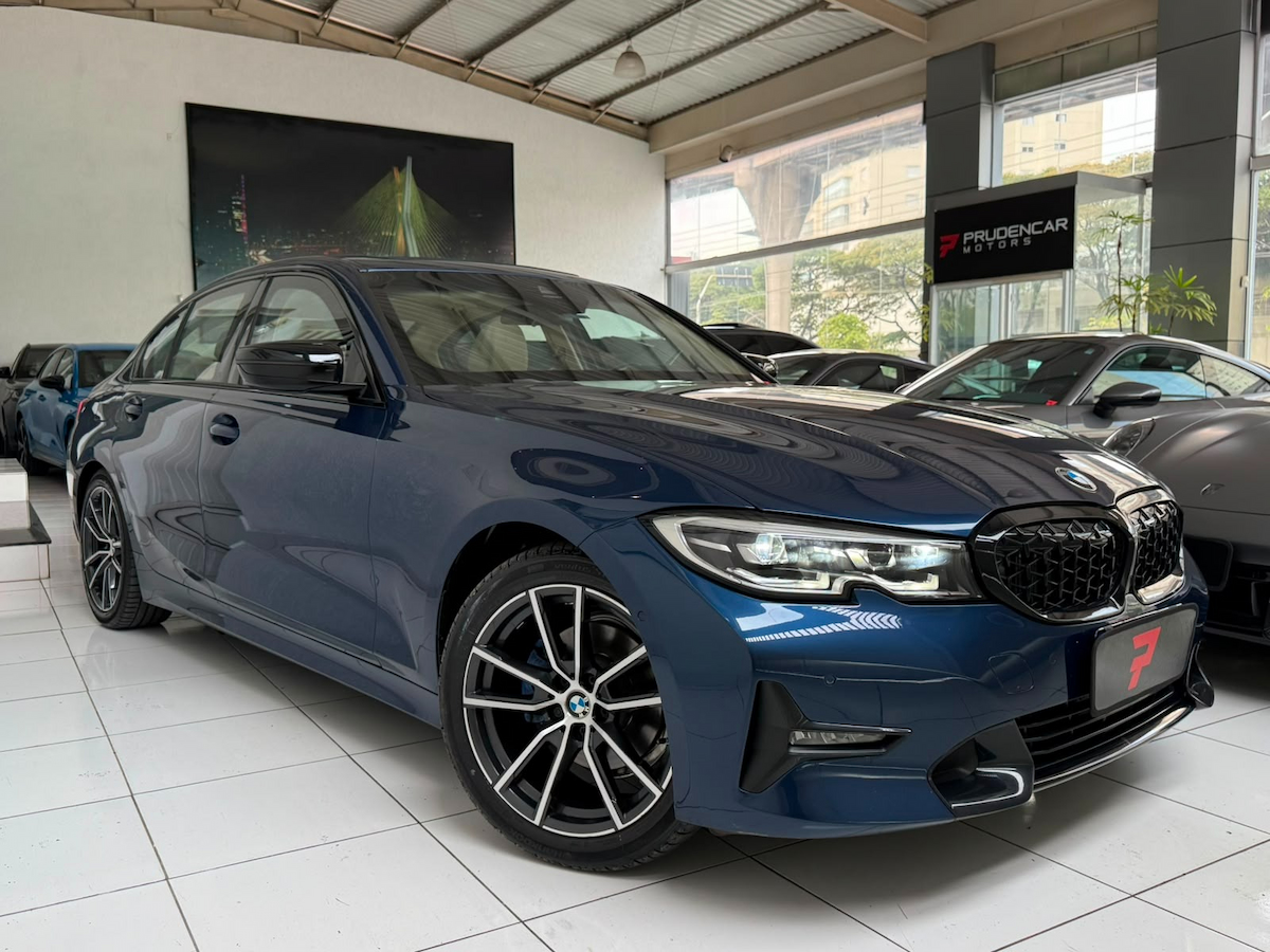Foto do veículo BMW 320i 320i Sport GP 2.0 2022/2022 44.000 KM R$ 228.000,00