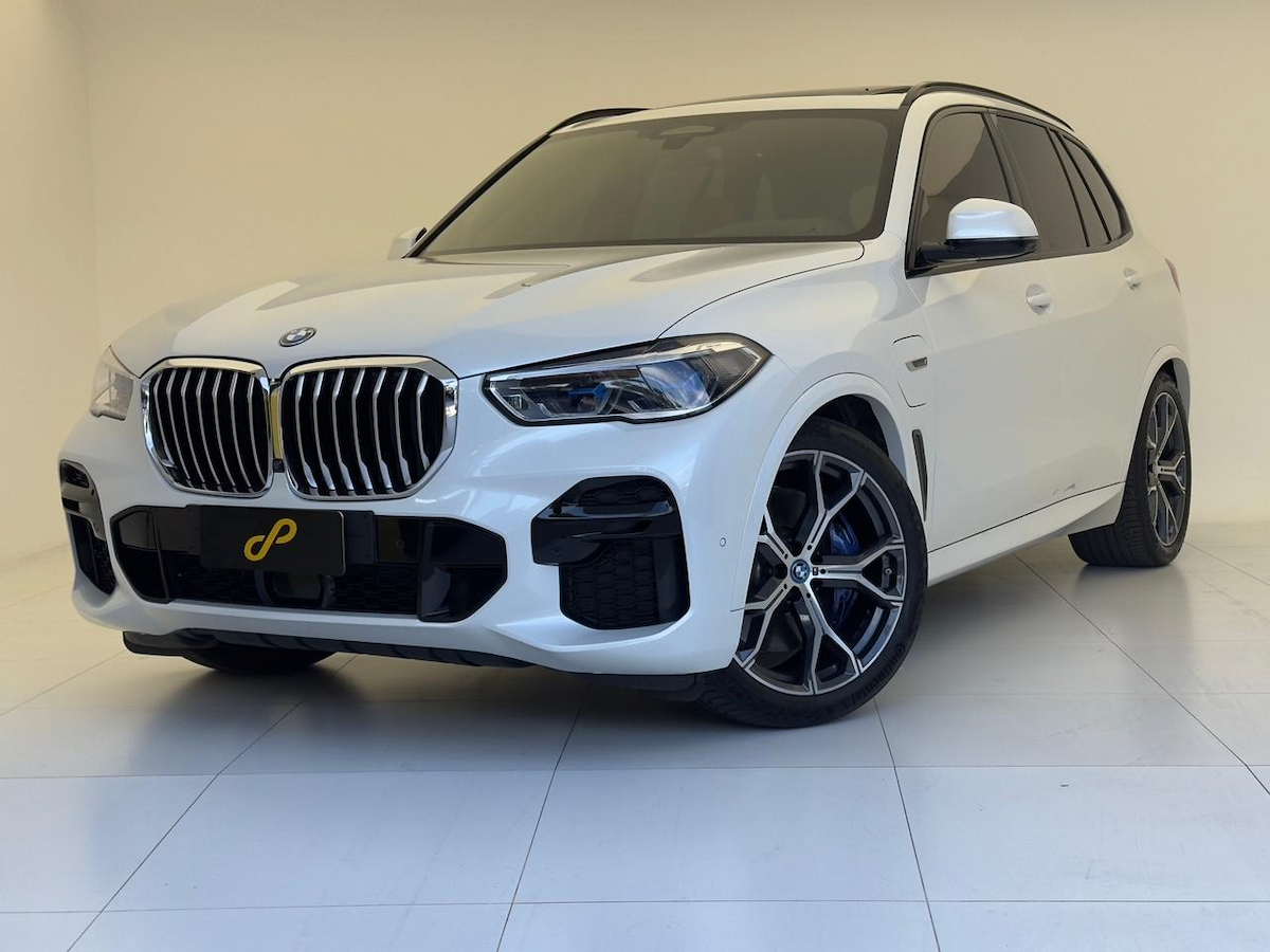 Foto do veículo BMW X5 2021/2022 85.059 KM R$ 339.990,00