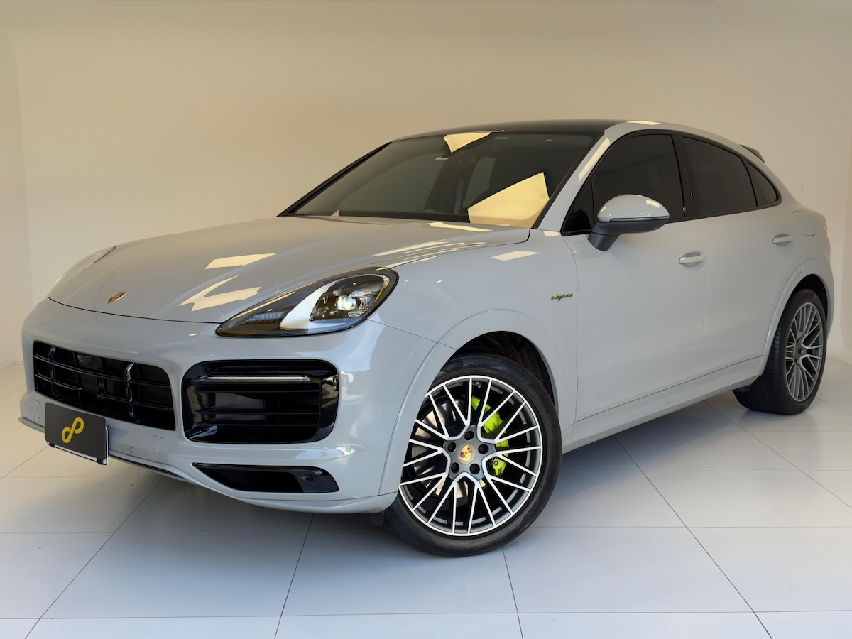 Foto do veículo PORSCHE CAYENNE 3.0 V6 E-HYBRID COUPÉ PLATINUM EDITION AWD TIPTRONIC S 2023/2023 15.200 KM R$ 729.900,00