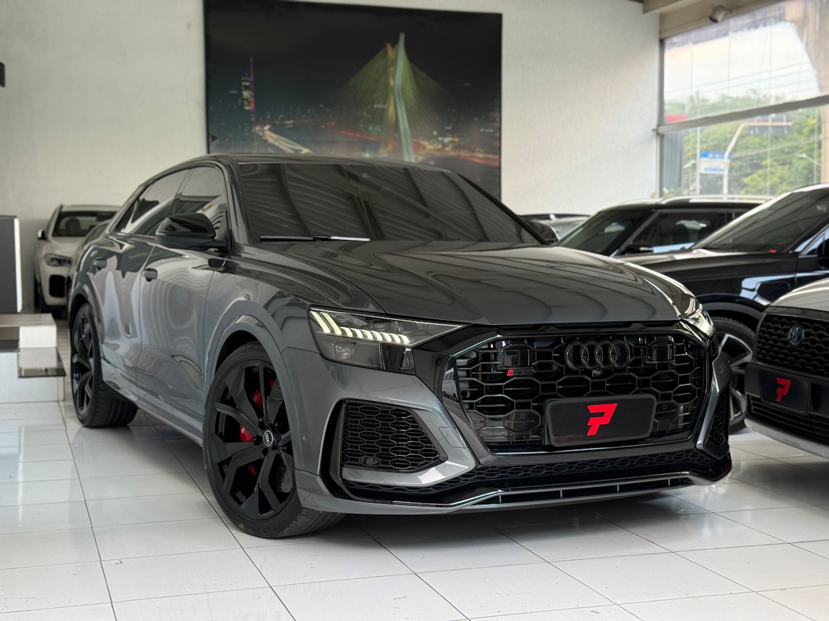 Foto do veículo AUDI RS Q8 RS Q8 4.0 Bi-TB V8 2020/2021 23.565 KM R$ 749.000,00