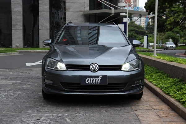 Foto do veículo VOLKSWAGEN GOLF 1.4 TSI VARIANT COMFORTLINE 16V TOTAL FLEX 4P TIPTRONIC 2016/2017 96.000 KM R$ 95.000,00