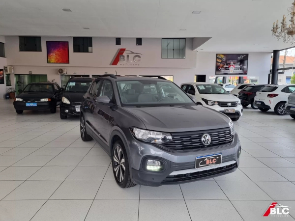 Foto do veículo VOLKSWAGEN T-CROSS 1.0 200 TSI TOTAL FLEX AUTOMÁTICO 2023/2024 41.585 KM R$ 110.900,00