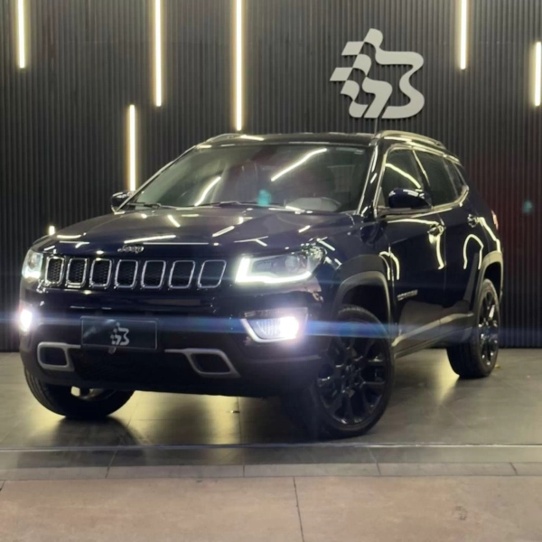 Foto do veículo JEEP COMPASS 2.0 16V DIESEL LIMITED 4X4 AUTOMÁTICO 2021/2021 93.000 KM R$ 123.990,00