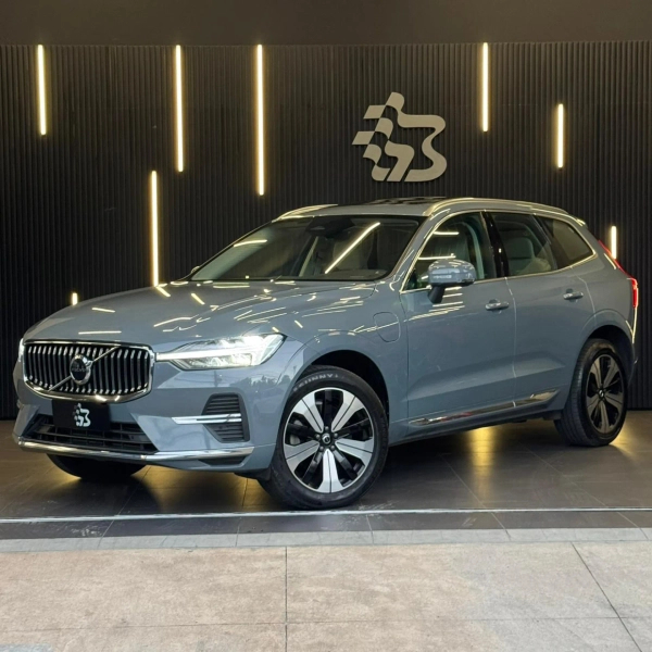 Foto do veículo VOLVO XC60 2.0 T8 RECHARGE PLUS AWD GEARTRONIC 2023/2024 30.000 KM R$ 299.990,00