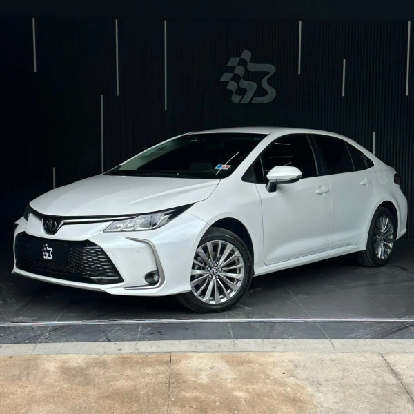 Foto do veículo TOYOTA COROLLA 2.0 VVT-IE FLEX XEI DIRECT SHIFT 2026/2026 5.035 KM R$ 167.990,00
