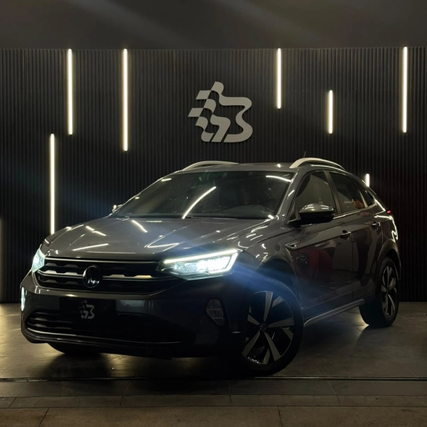 Foto do veículo VOLKSWAGEN NIVUS 1.0 200 TSI TOTAL FLEX HIGHLINE AUTOMÁTICO 2023/2023 42.640 KM R$ 112.990,00