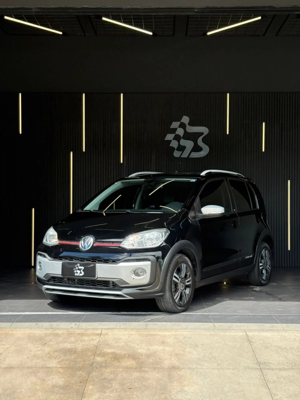 Foto do veículo VOLKSWAGEN CROSS UP 1.0 TSI 12V FLEX 4P MANUAL 2018/2019 71.717 KM R$ 64.990,00
