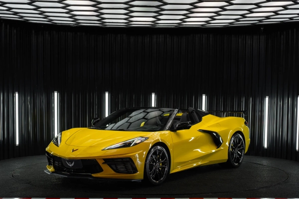 Foto do veículo CHEVROLET CORVETTE 6.2 V8 LT1 GASOLINA STINGRAY CONVERSIVEL AUTOMÁTICO 2025/2025 100 KM R$ 1.389.900,00