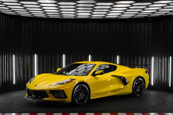 Foto do veículo CHEVROLET CORVETTE 6.2 V8 LT1 GASOLINA STINGRAY CONVERSIVEL AUTOMÁTICO 2025/2025 100 KM R$ 1.289.900,00