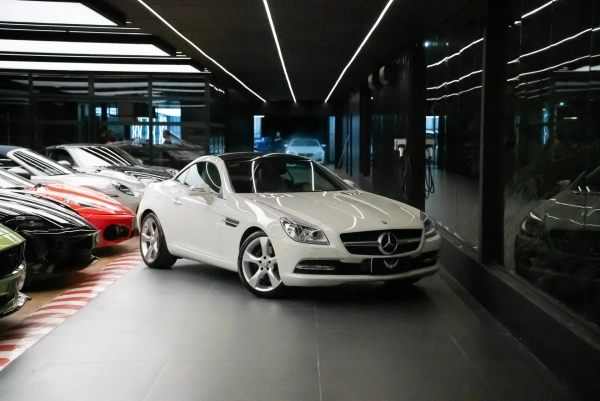 Foto do veículo MERCEDES-BENZ SLK 250 1.8 CGI 16V TURBO GASOLINA 2P AUTOMÁTICO 2013/2013 17.770 KM R$ 219.900,00