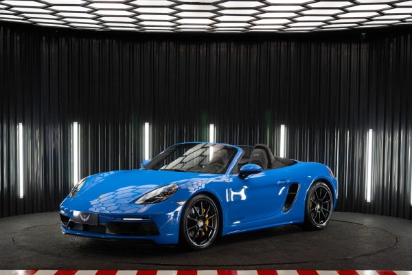 Foto do veículo PORSCHE 718 4.0 H6 GASOLINA BOXSTER GTS PDK 2024/2025 3.738 KM R$ 749.900,00