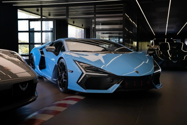 Foto do veículo LAMBORGHINI REVUELTO 6.5 V12 PHEV AMT 2026/2026 134 KM R$ 8.400.000,00
