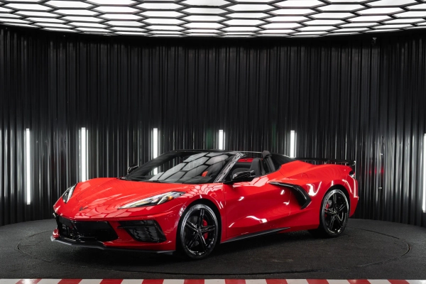 Foto do veículo CHEVROLET CORVETTE 6.2 V8 LT1 GASOLINA STINGRAY CONVERSIVEL AUTOMÁTICO 2026/2026 8 KM R$ 1.269.900,00