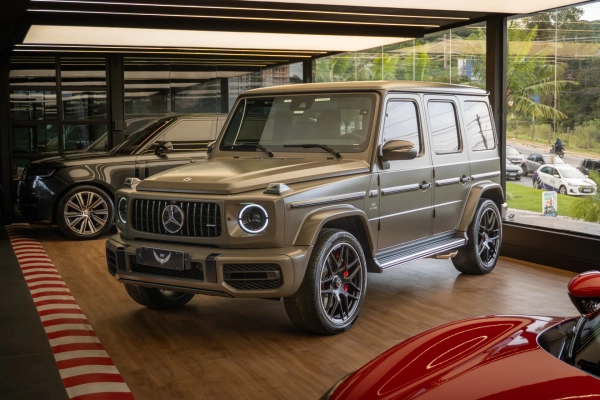 Foto do veículo MERCEDES-BENZ G 63 AMG 4.0 V8 TURBO GASOLINA 4MATIC SPEEDSHIFT 2023/2024 14.858 KM R$ 2.149.900,00