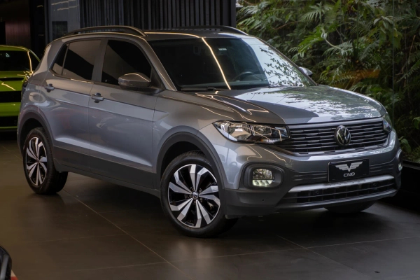 Foto do veículo VOLKSWAGEN T-CROSS 1.0 200 TSI TOTAL FLEX AUTOMÁTICO 2023/2024 31.560 KM R$ 109.900,00