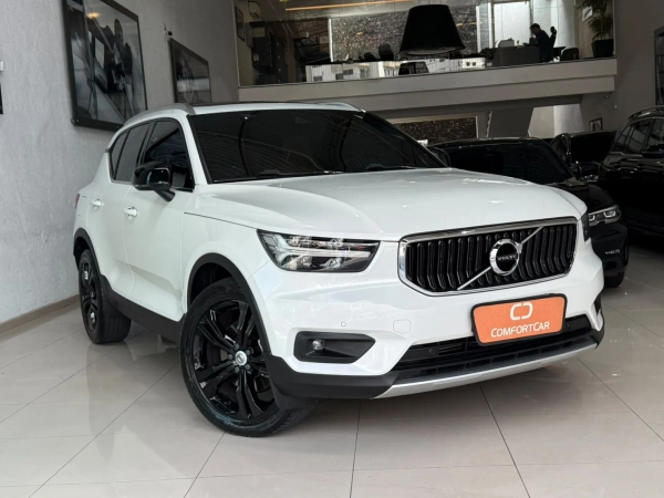 Foto do veículo VOLVO XC40 2.0 T4 GASOLINA INSCRIPTION GEARTRONIC 2020/2020 55.000 KM R$ 134.900,00