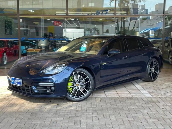 Foto do veículo PORSCHE PANAMERA 2.9 V6 E-HYBRID 4 SPORT TURISMO PDK 2023/2023 7.664 KM R$ 699.000,00