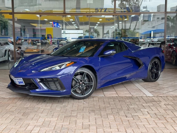 Foto do veículo CHEVROLET CORVETTE 6.2 V8 LT2 GASOLINA STINGRAY CONVERSIVEL AUTOMÁTICO 2024/2025 1.305 KM R$ 1.190.000,00