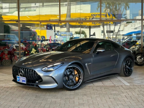 Foto do veículo MERCEDES-BENZ AMG GT 63 4.0 V8 TURBO PHEV S E PERFORMANCE COUPÉ 2P 4MATIC+ SPEEDSHIFT 2025/2025 1.609 KM R$ 1.769.000,00