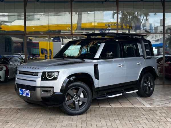 Foto do veículo LAND ROVER DEFENDER 3.0 D300 TURBO DIESEL MHEV 110 X-DYNAMIC SE AWD AUTOMÁTICO 2023/2023 49.728 KM R$ 544.000,00