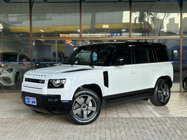 Foto do veículo LAND ROVER DEFENDER 3.0 D350 TURBO DIESEL MHEV 110 X-DYNAMIC HSE AWD AUTOMÁTICO 2025/2026 5.876 KM R$ 789.000,00