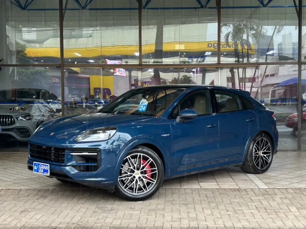 Foto do veículo PORSCHE CAYENNE 4.0 V8 GASOLINA S COUPÉ AWD TIPTRONIC S 2024/2024 14.928 KM R$ 795.000,00