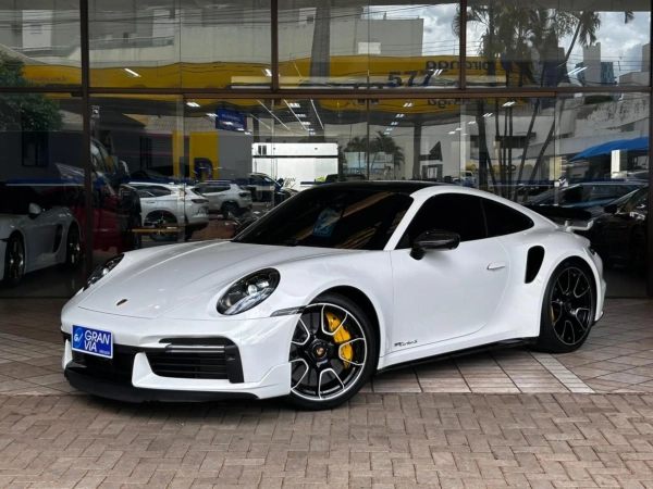 Foto do veículo PORSCHE 911 3.8 24V H6 GASOLINA TURBO S PDK 2023/2023 9.849 KM R$ 1.450.000,00
