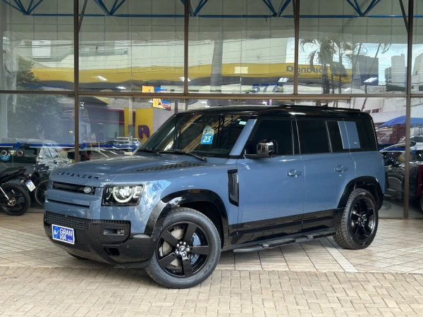 Foto do veículo LAND ROVER DEFENDER 3.0 D300 TURBO DIESEL MHEV 110 X-DYNAMIC SE AWD AUTOMÁTICO 2023/2023 33.167 KM R$ 519.000,00