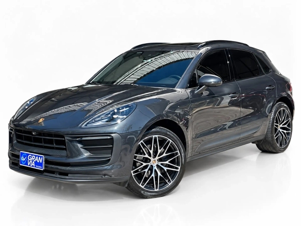 Foto do veículo PORSCHE MACAN 2.0 TURBO GASOLINA PDK 2023/2024 30.821 KM R$ 429.000,00
