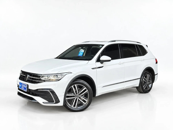 Foto do veículo VOLKSWAGEN TIGUAN 2.0 300 TSI GASOLINA ALLSPACE R-LINE AUTOMÁTICO 2024/2024 59.813 KM R$ 179.000,00